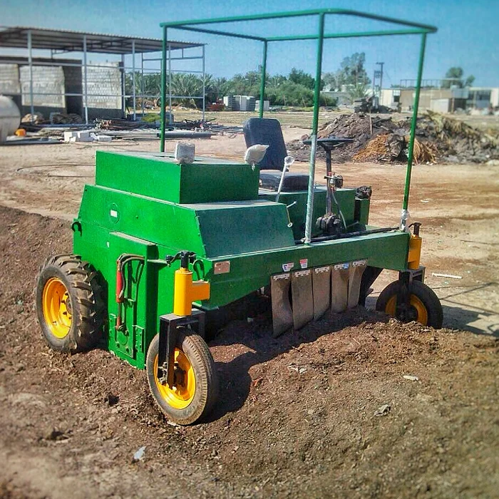 Compost Turner Machine - Compost Making Machine Mesinogia Pemutar Compos